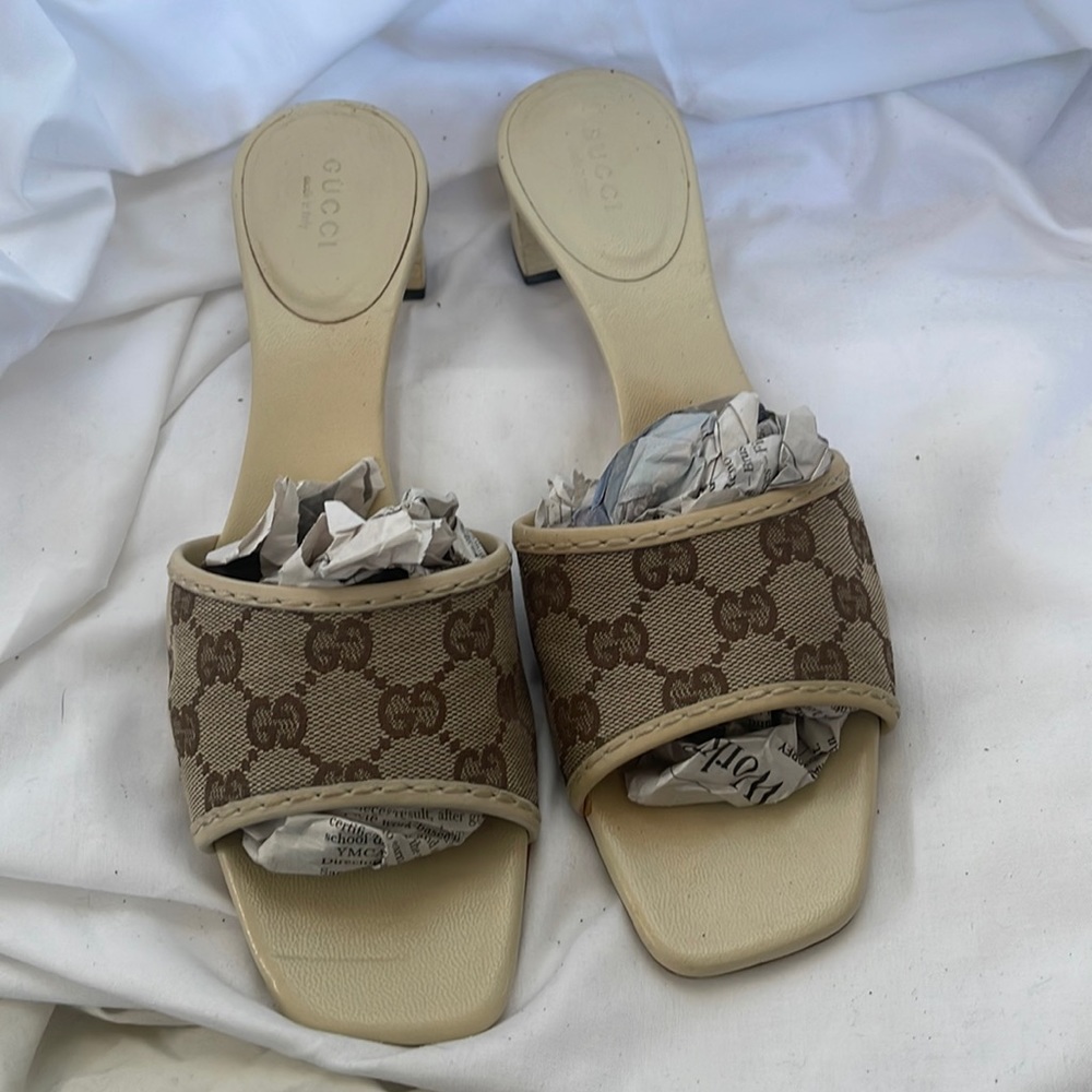 Gucci heels